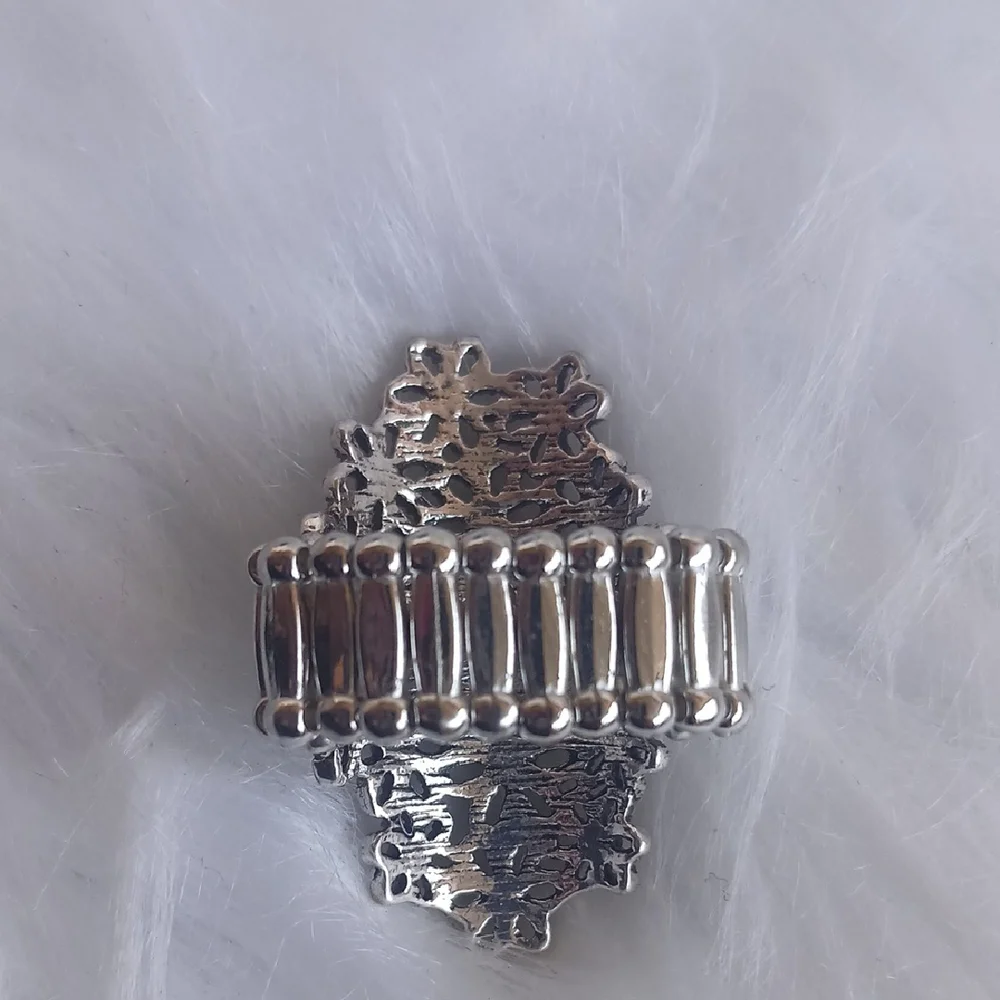 Paparazzi Silver and Orange Floral Ring Strech - Picture 6 of 11